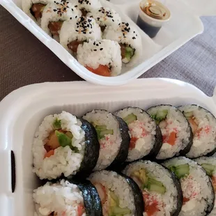 Philadelphia roll &amp; french kiss roll to go