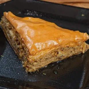 1 Large Triangle of Baklava