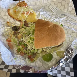 Absolutely amazing definitely recommend! the employees are so kind and the salsa bar is amazing