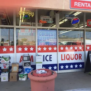 Another beautiful view of this store front