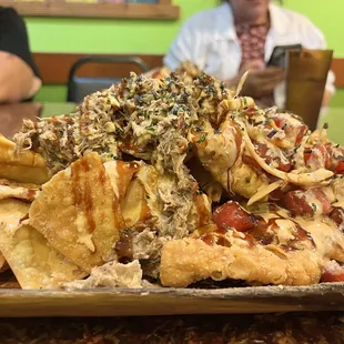 Spicy Ahi Poke Pua&apos;a to Da Poke Nachos