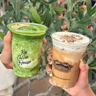 Triple Coconut Matcha &amp; Banana Toffee Latte (Instagram: foodwithbros)