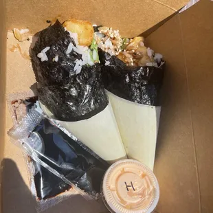 Two wraps with Masago sauce