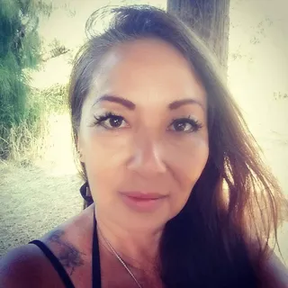 Teri F.