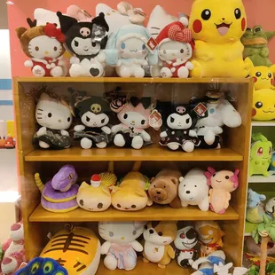 Can you tell the difference between Kuromi, Cinnamoroll, My Melody, and Hello Kitty???