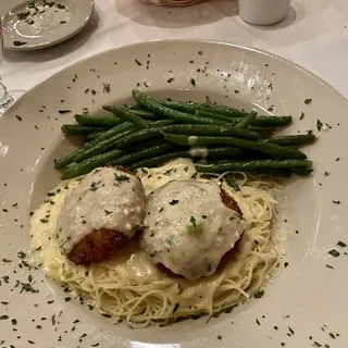 Crab Cakes & Pasta