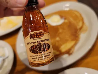 Cracker Barrel Old Country Store