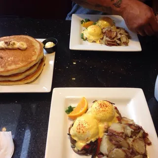 Eggs Benedict