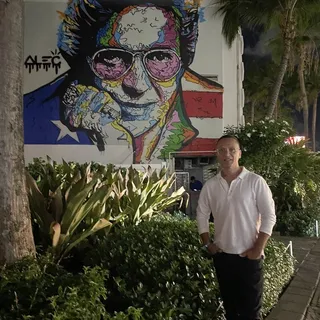 Luis T.