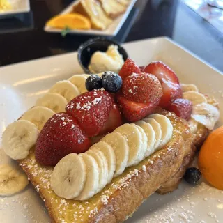 French Toast Topped with Fresh Fruit