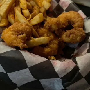Shrimp Basket &amp; Fries