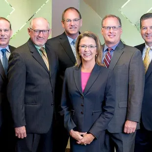 KeliComm Headshot Photo