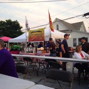 Kettle corn booth. Smells really good.