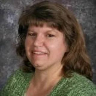 Sandi W.