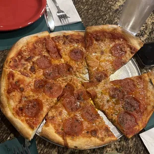 Garlic and pepperoni Bar Pizza