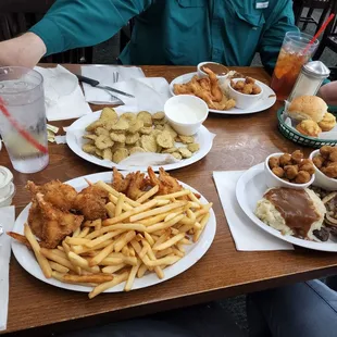 Liver and onions w/ mashed potatoes &amp; okra. Fish (1) &amp; Shrimp (6) Combo Fried Shrimp Dinner - Large (12) Fried Pickles