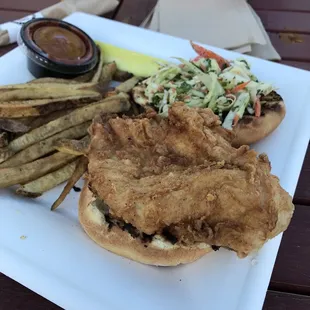 Excellent chicken/slaw sandwich.