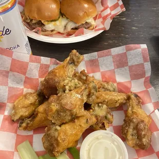 garlic parm wings and sliders