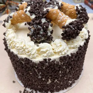 Amazing Cannoli Cake.