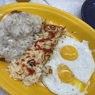 Biscuits &amp; gravy with Shredded Potatoes &amp; sunny side eggs