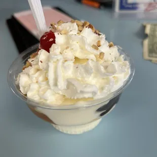 Kelly Q’s & Whipper’s Dairy