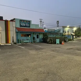 Brick and Mortar view of Kelly's Art Shack