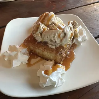 Ooey Gooey Butter Cake