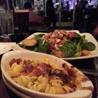 Smoked Gouda Mac and Cheese