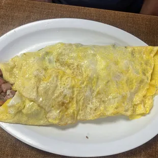 Kellys Big Omelet