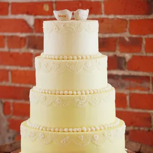 a three tiered wedding cake