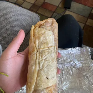 BIG chorizo breakfast burrito. Best thing on menu. Well balanced.