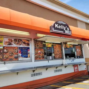 Kelly's Deli outside HomeDepot in San Mateo