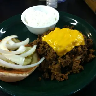 Maid-Right Cheeseburger.