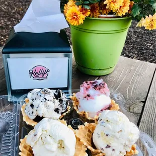 Fern Creek Scoop Shop - waffle bowl flight