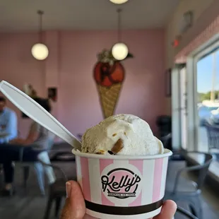 COOKIE BUTTER 2 SCOOPS