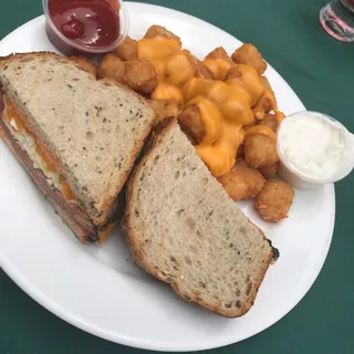 Hot Pastrami Sandwich