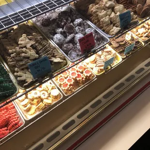 Some bakery items look store bought.