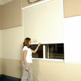 Panoramalite Manual Pull Down Screens (Windows)