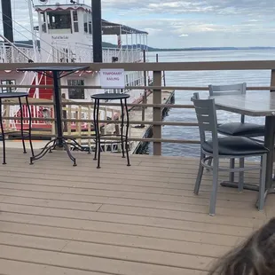 Lakeside seating on the patio