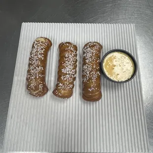 Soft pretzel bread with beer cheese dipping sauce
