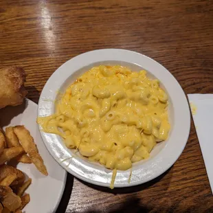 Macaroni and cheese. Bussin as s the kids say.