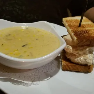 Kickn' Corn and Crab Chowder