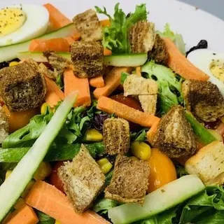 Kelsey's House Salad