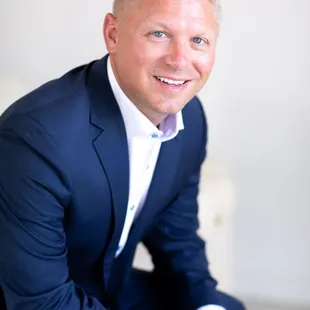 Headshot at White Moose Studios - Bethany