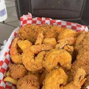 Fish and shrimp with fries