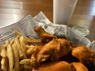 Woodland Burgers & Wings