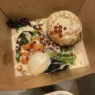 Ikura Salmon Benedict