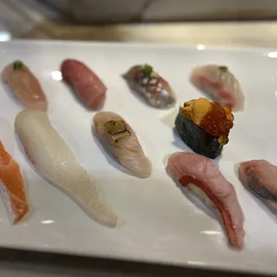 Nigiri chef&apos;s choice