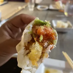 Sext mama hand roll