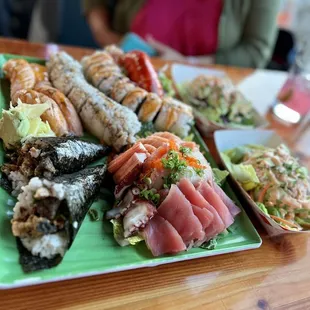 Crab Avocado Salad, Lobster Roll, Sashimi, Sear salmon, Salmon Skin Roll
